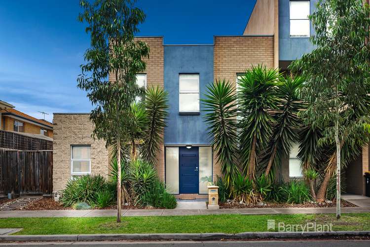 Main view of Homely townhouse listing, 62 Woiwurung Crescent, Coburg VIC 3058