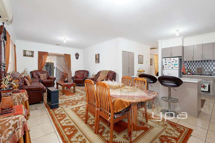Third view of Homely unit listing, 2/5 Antwerp Street, Dallas VIC 3047