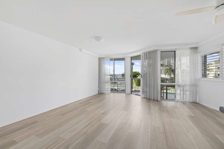 Sixth view of Homely unit listing, 2/90 River Esplanade, Mooloolaba QLD 4557