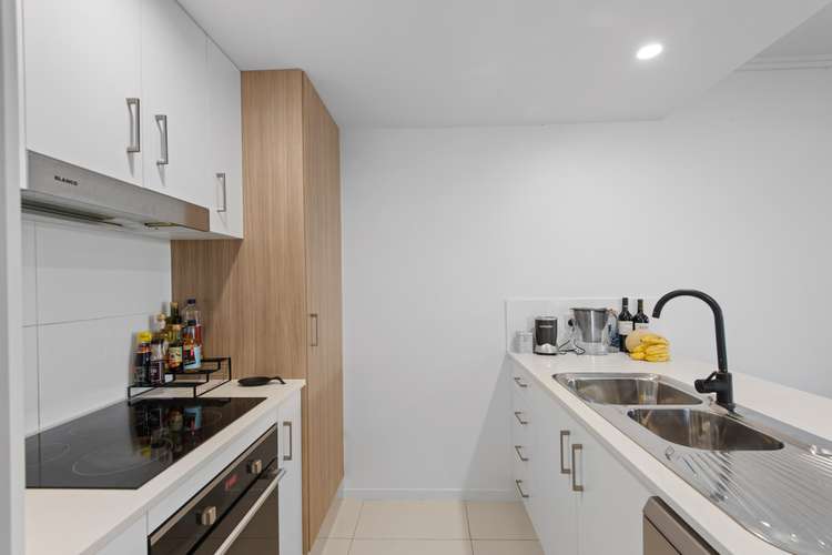 Fifth view of Homely apartment listing, 204/25 Walsh Street, Milton QLD 4064