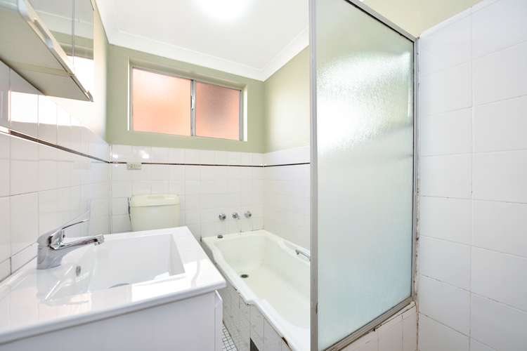 Fifth view of Homely apartment listing, 5/14 Hampstead Road, Homebush West NSW 2140