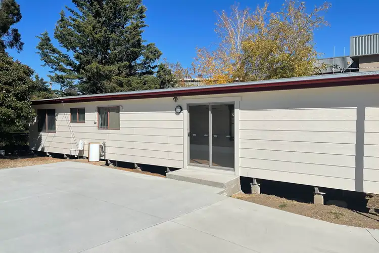 2 Gordon Avenue