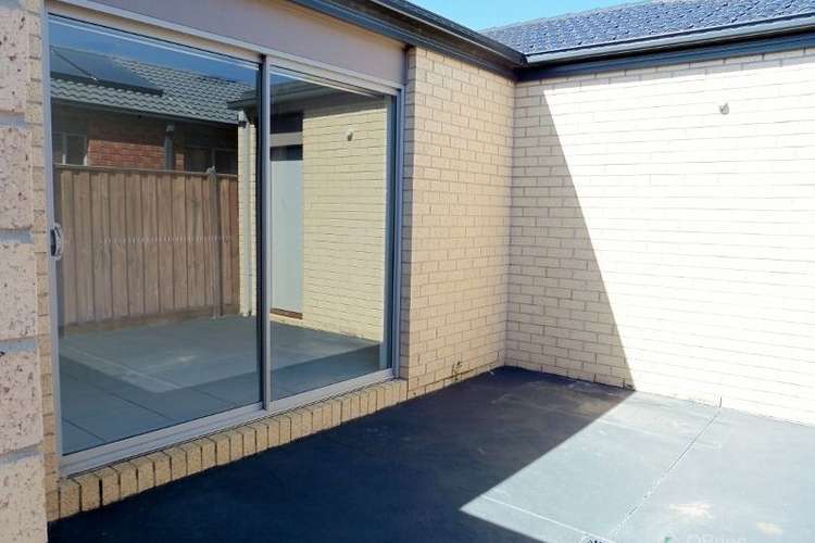 Fifth view of Homely house listing, 2 Pyrenees Road, Clyde VIC 3978