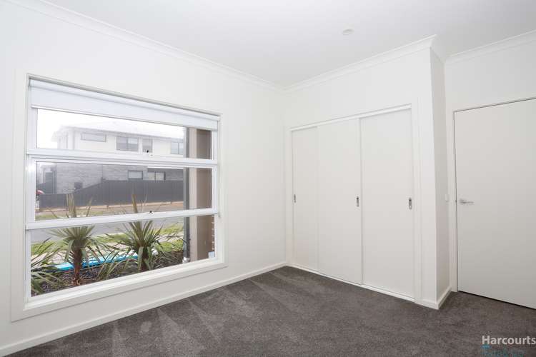 Fifth view of Homely house listing, 2 Feodora Street, Greenvale VIC 3059
