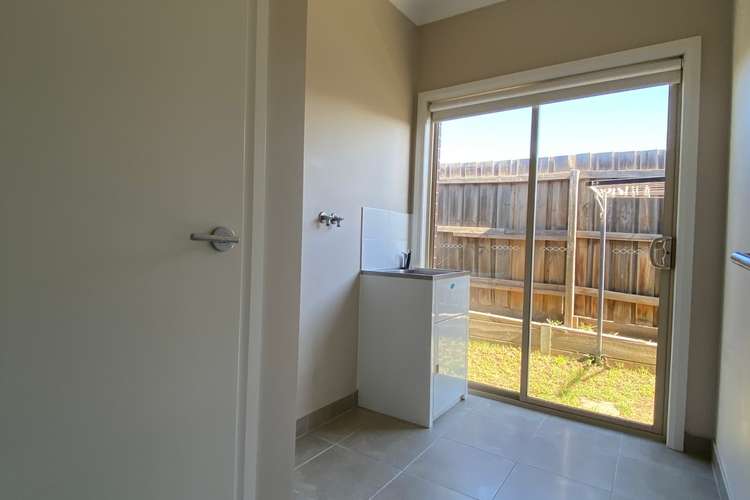 Fourth view of Homely house listing, 15 Leveque Loop, Craigieburn VIC 3064
