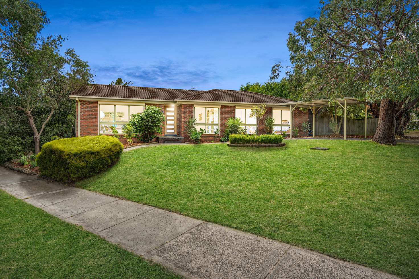 Main view of Homely house listing, 1 Linlithgow Court, Frankston VIC 3199