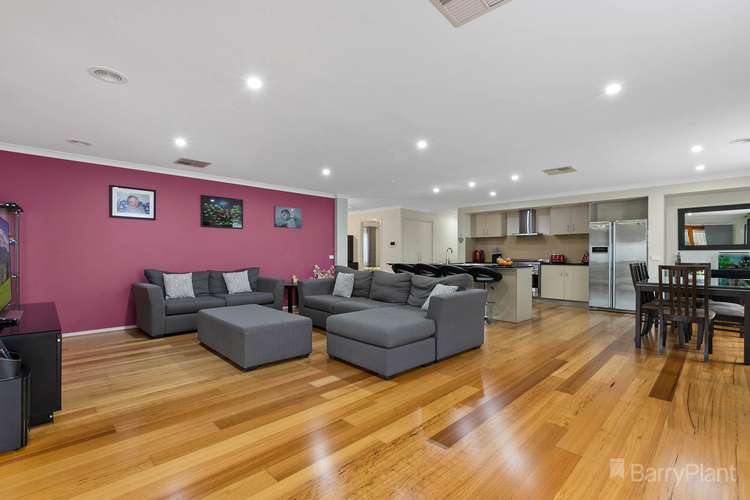 Third view of Homely house listing, 8 Caropepe Avenue, Pakenham VIC 3810