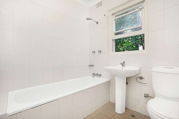 Fifth view of Homely apartment listing, 2/11 MacArthur Avenue, Crows Nest NSW 2065