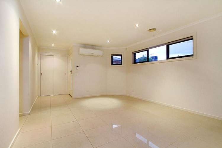 Fifth view of Homely unit listing, 2/81 Cyprus Street, Lalor VIC 3075