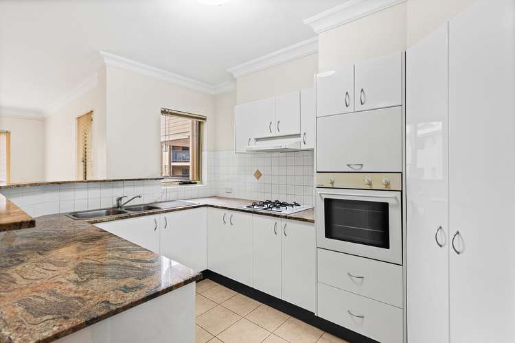 Second view of Homely unit listing, 32/84-88 Glencoe Street, Sutherland NSW 2232