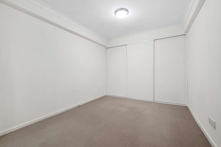 Fourth view of Homely apartment listing, 6/4 Ward Avenue, Elizabeth Bay NSW 2011