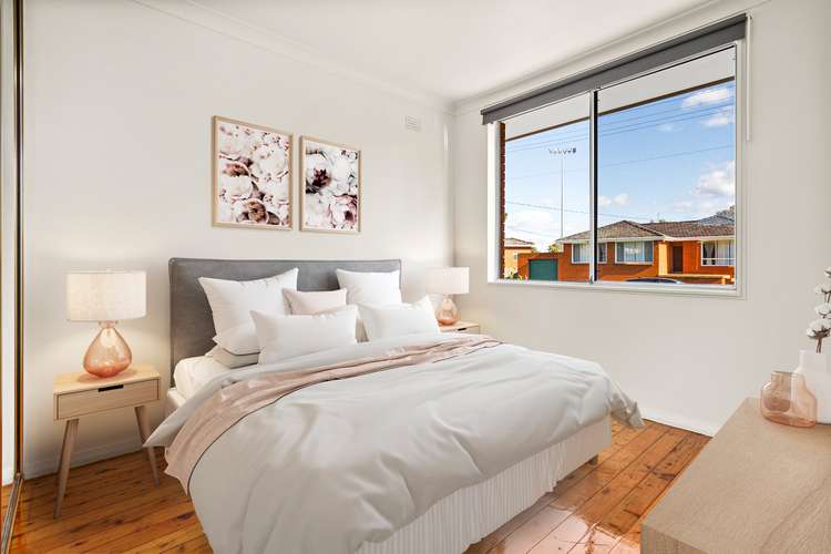Fifth view of Homely apartment listing, 2/13 Grafton Avenue, Figtree NSW 2525