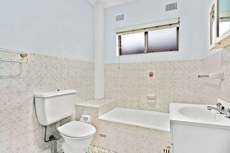 Fourth view of Homely apartment listing, 11/35 Trafalgar Street, Brighton-Le-Sands NSW 2216