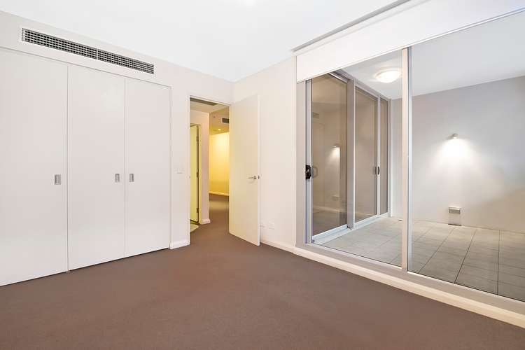 Fifth view of Homely apartment listing, Level 3/35 Shelley Street, Sydney NSW 2000