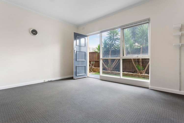 Third view of Homely apartment listing, 6/113 Eskdale Road, Caulfield North VIC 3161