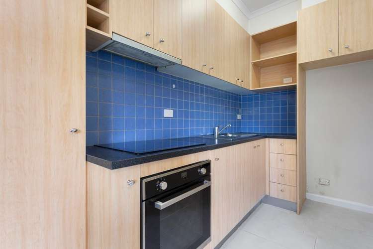 Fifth view of Homely apartment listing, 6/113 Eskdale Road, Caulfield North VIC 3161