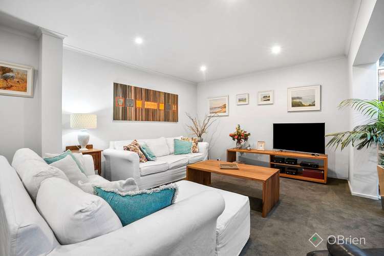 Fifth view of Homely house listing, 2 Rothesay Avenue, Mornington VIC 3931