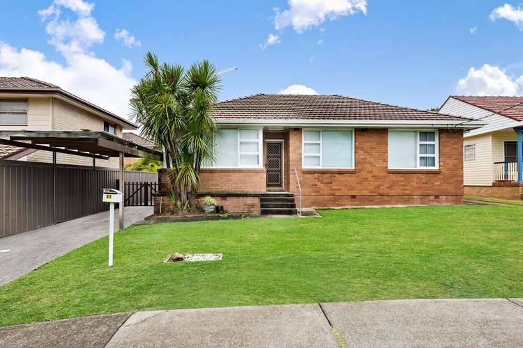 Main view of Homely house listing, 88 Banksia Avenue, Engadine NSW 2233