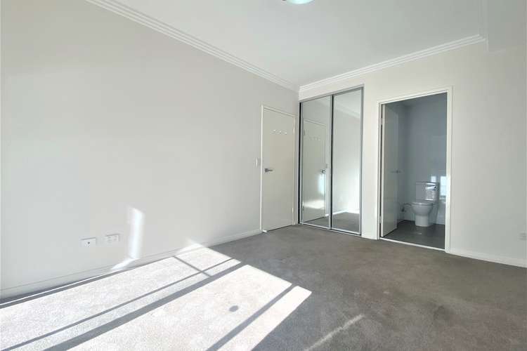 Third view of Homely apartment listing, 6/206-208 Burnett Street, Mays Hill NSW 2145