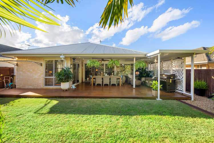 1 Williams Crescent, North Lakes QLD 4509