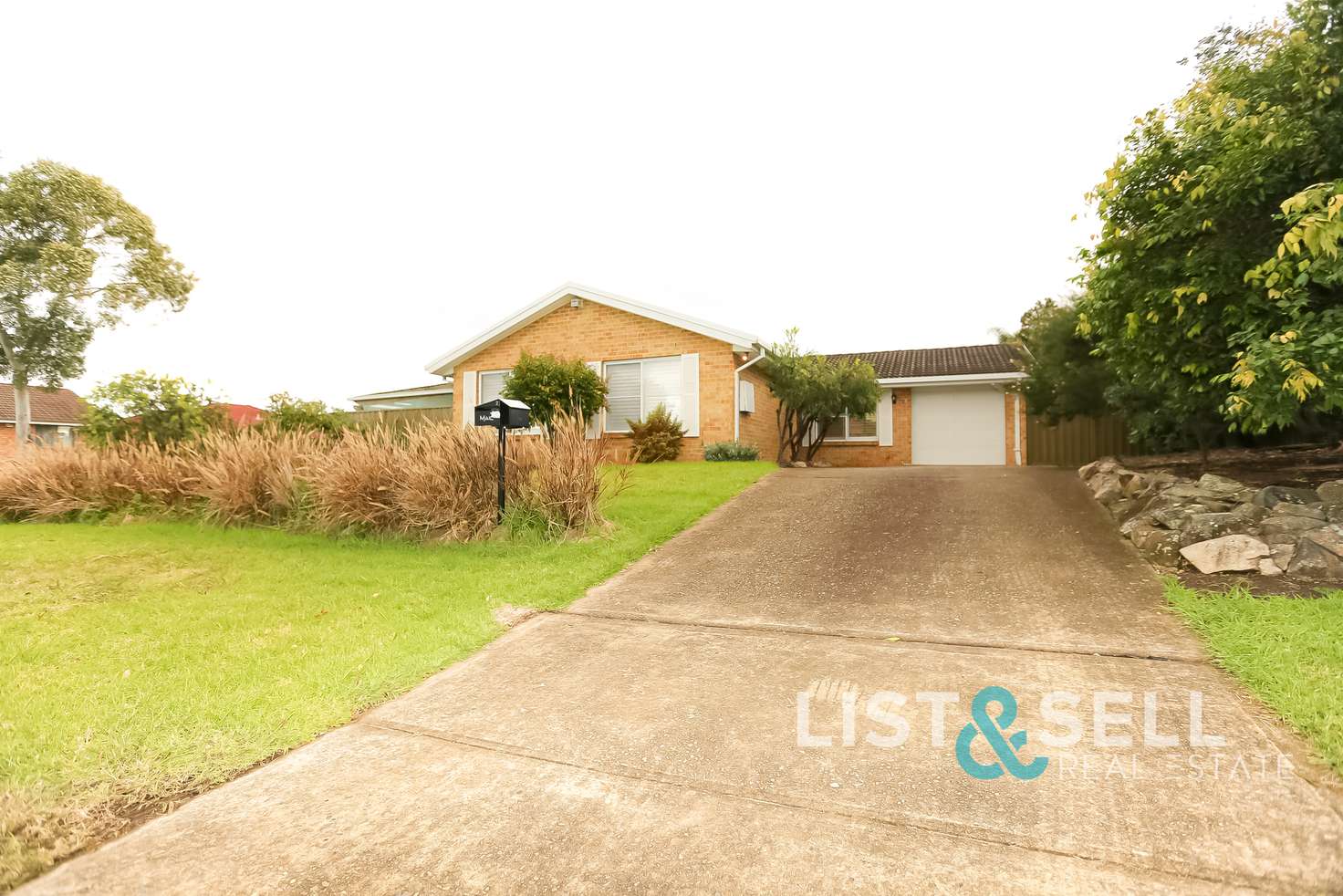 Main view of Homely house listing, 2 Brial Place, Minto NSW 2566