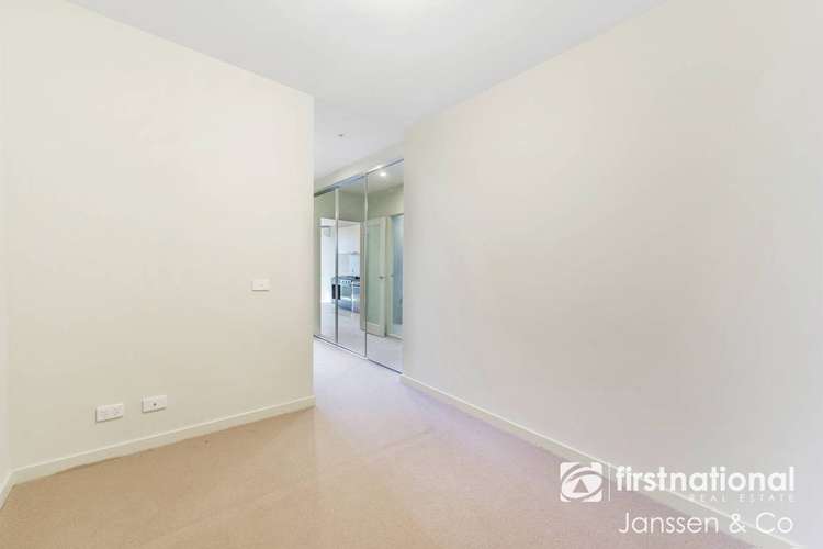 Third view of Homely apartment listing, 3406/568 Collins Street, Melbourne VIC 3000