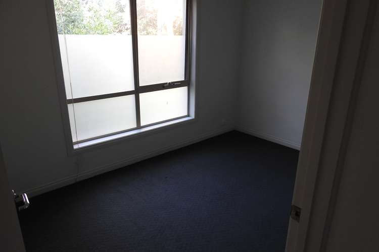 Fifth view of Homely apartment listing, 5/15 Oxford Street, Box Hill VIC 3128