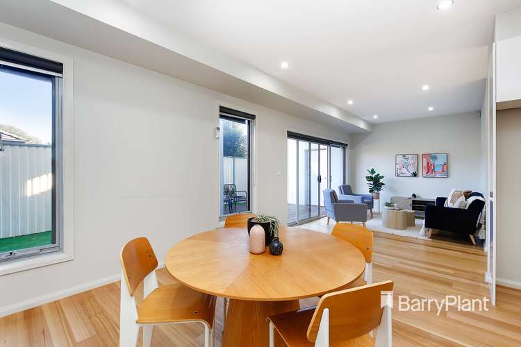 Fourth view of Homely unit listing, 2/11 Anselm Grove, Glenroy VIC 3046