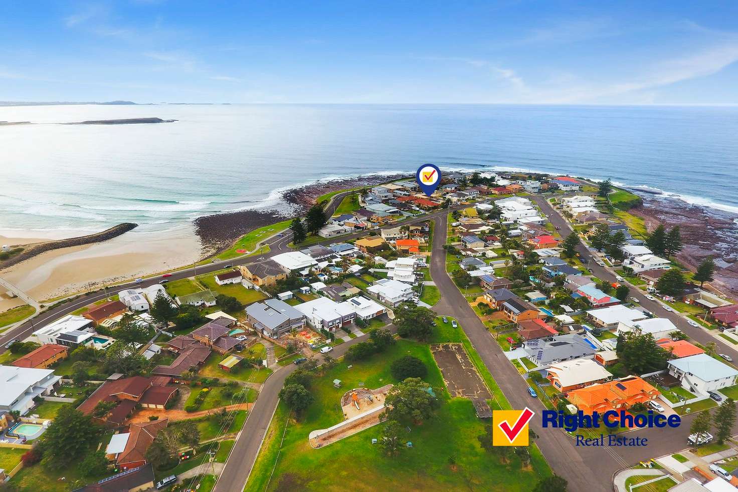 Main view of Homely townhouse listing, 2/13 Cliff Avenue, Barrack Point NSW 2528