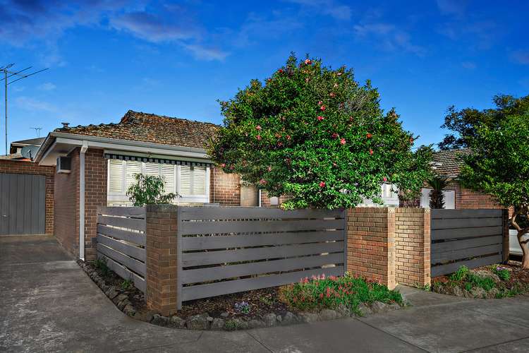 Main view of Homely unit listing, 2/1 Alfred Road, Glen Iris VIC 3146