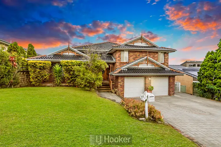 34 Ridgewood Crescent