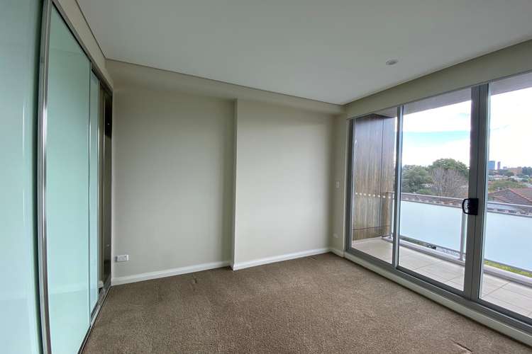 Fourth view of Homely unit listing, 205/18 Louis Street, Granville NSW 2142