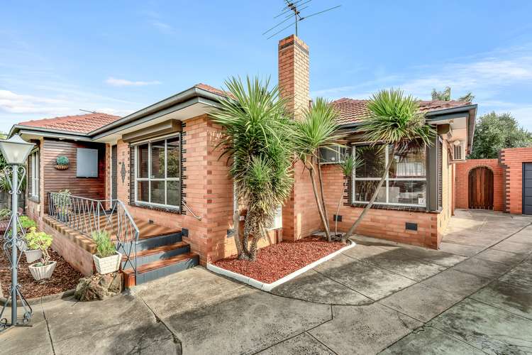 Second view of Homely house listing, 18 Elizabeth Court, Reservoir VIC 3073