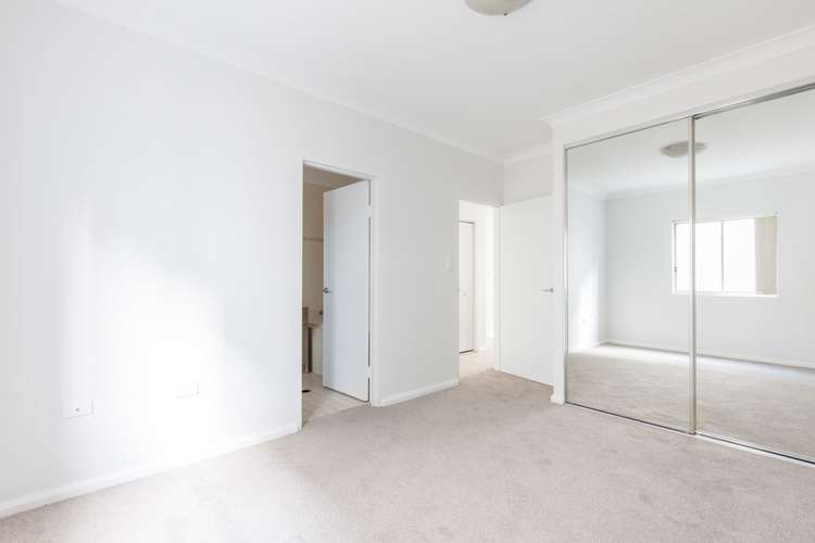 Fifth view of Homely apartment listing, 6/28-32 Sturdee Parade, Dee Why NSW 2099