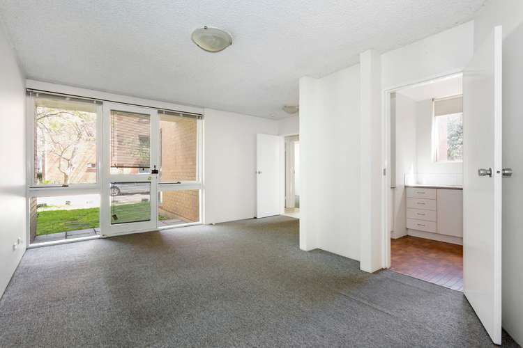 Fourth view of Homely apartment listing, 2/369 Abbotsford Street, North Melbourne VIC 3051