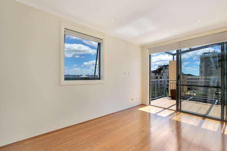 Fifth view of Homely apartment listing, 33/27 Harvey Street, Pyrmont NSW 2009