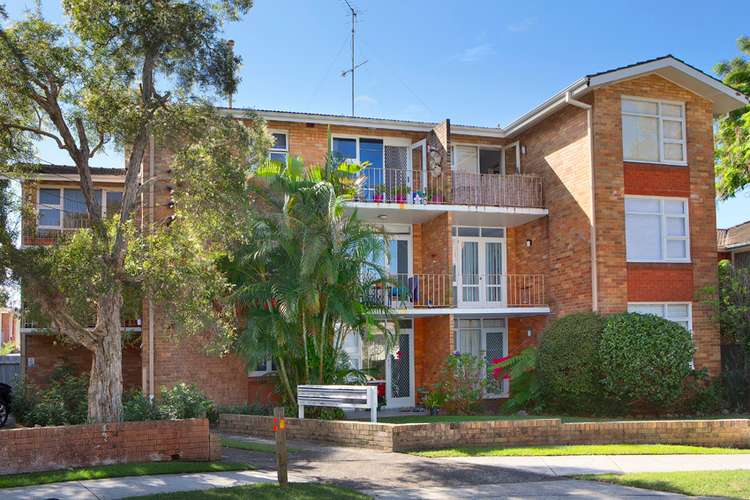 Third view of Homely apartment listing, 7/10 Grafton Crescent, Dee Why NSW 2099