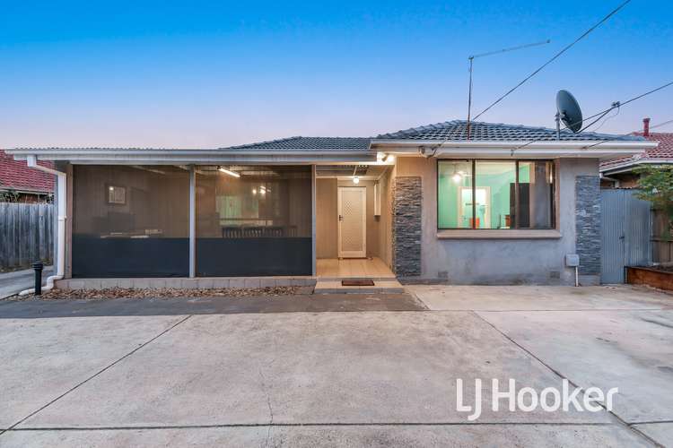 Main view of Homely unit listing, 1/8 Anthony Street, Dandenong North VIC 3175