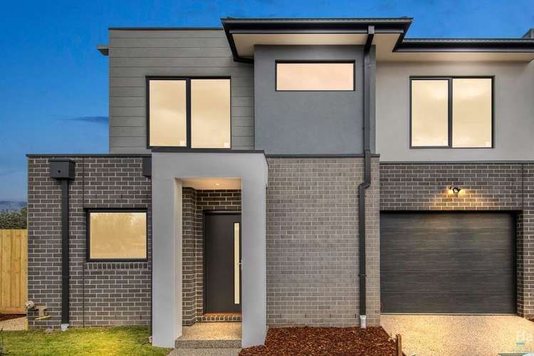 Main view of Homely townhouse listing, 15 Myrtle Street, Thomastown VIC 3074