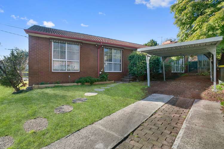 Second view of Homely house listing, 10 Viola Court, Frankston VIC 3199