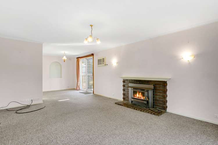 Third view of Homely house listing, 10 Viola Court, Frankston VIC 3199