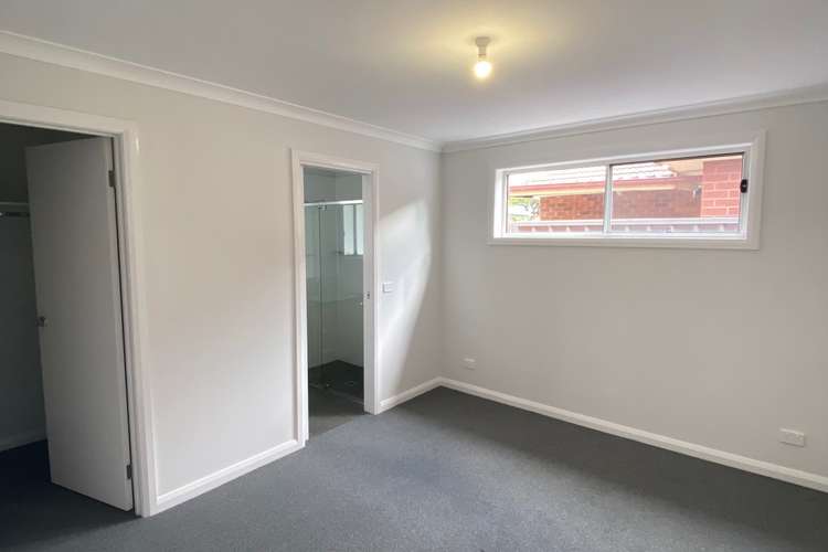 Fourth view of Homely unit listing, 2/422 English Avenue, Lavington NSW 2641