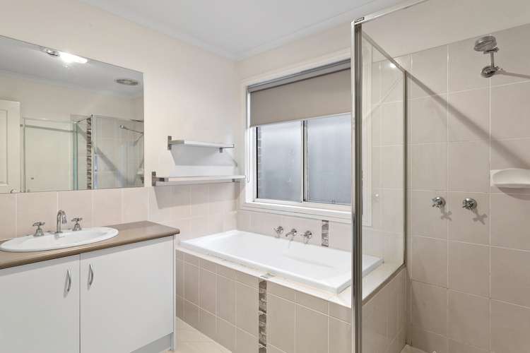 Fifth view of Homely house listing, 7 St Mellion Court, Cranbourne VIC 3977