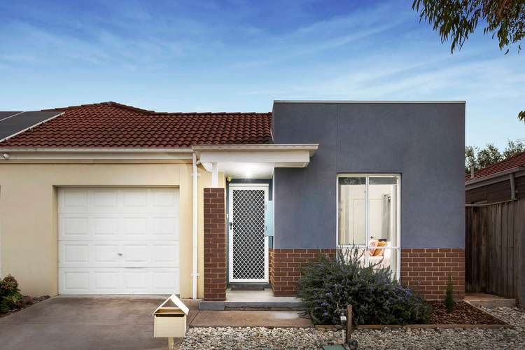 Main view of Homely townhouse listing, 32 Lakeside Drive, Roxburgh Park VIC 3064