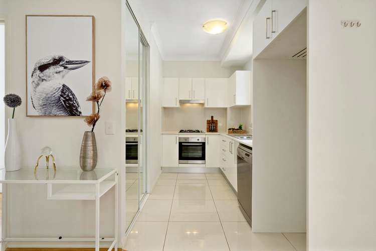 Second view of Homely apartment listing, 3/14 Park Avenue, Westmead NSW 2145
