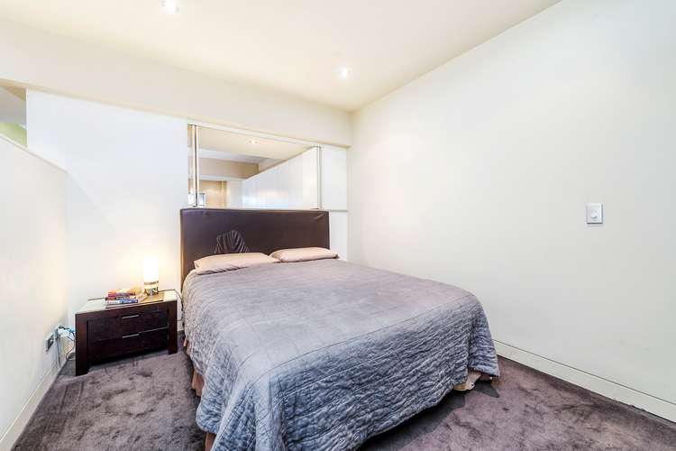Third view of Homely apartment listing, 509/2 York Street, Sydney NSW 2000