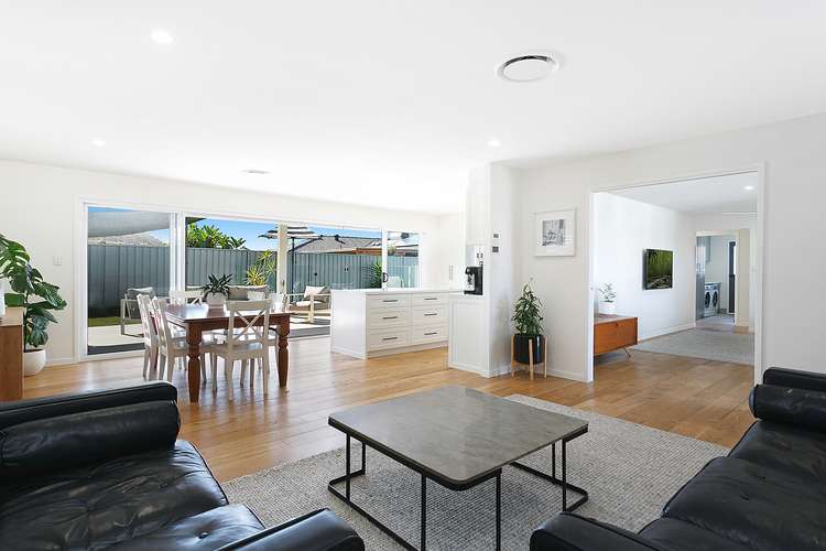 Sixth view of Homely house listing, 19 Oakland Court, Burleigh Waters QLD 4220