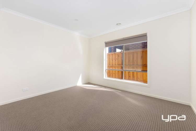 Fifth view of Homely house listing, 12 Edgware Street, Thornhill Park VIC 3335