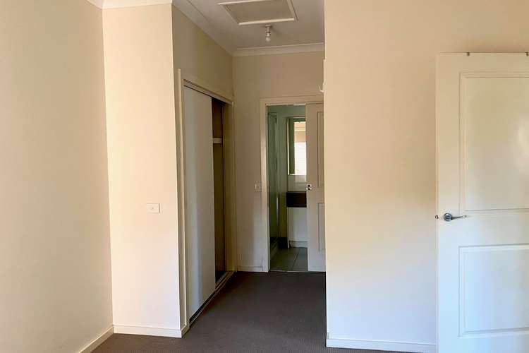 Fifth view of Homely unit listing, 4/18 Gladstone Parade, Glenroy VIC 3046