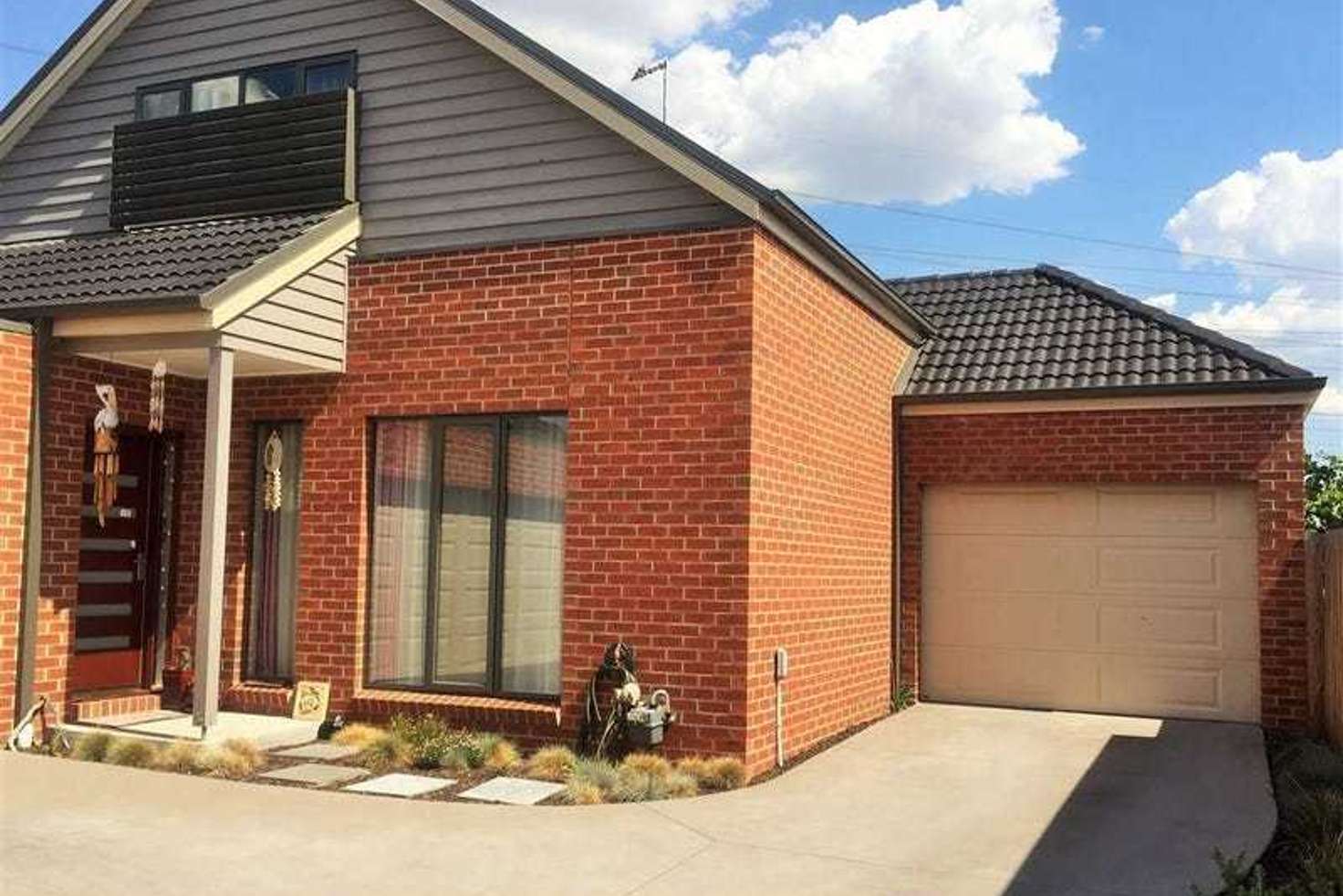 Main view of Homely townhouse listing, 2/109 Cedar Street, Thomastown VIC 3074